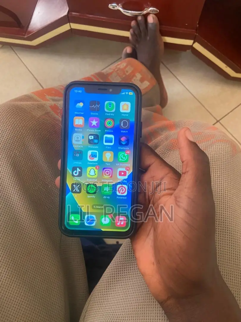 Apple iPhone X 256 GB Black