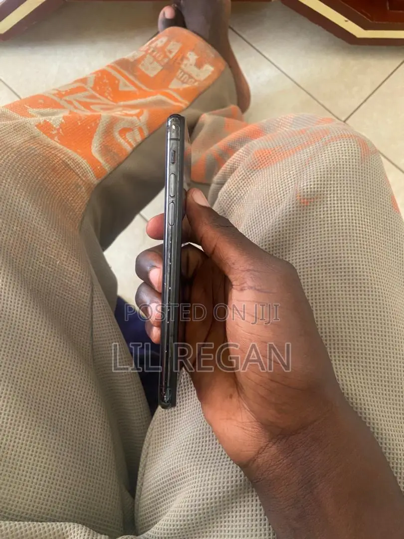 Apple iPhone X 256 GB Black