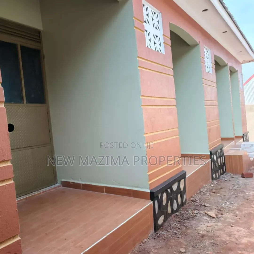 4bdrm House in Bulenga, Central Division for sale