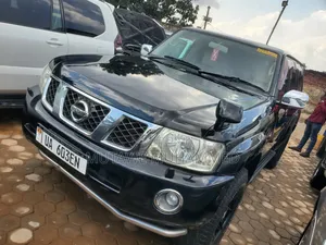 Nissan Patrol 2012 Black