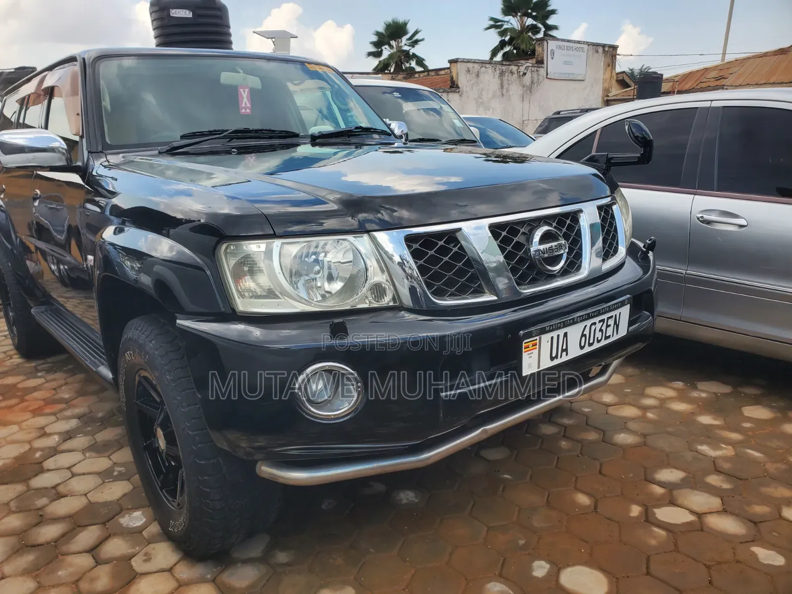 Nissan Patrol 2012 Black