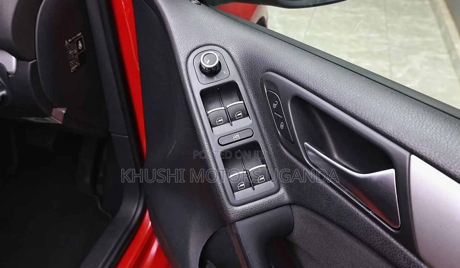 Volkswagen Golf 2012 Red