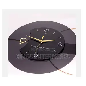 Luxurious and Modern Decorative Wall Clock