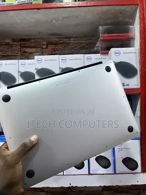 Laptop Apple MacBook Air 4GB Intel Core i5 SSD 256GB