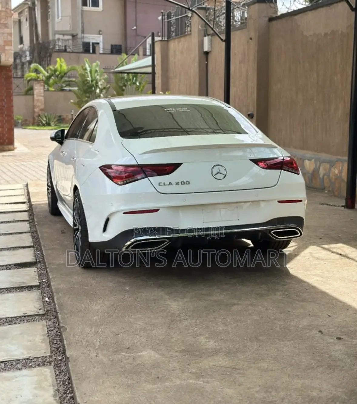 Mercedes-Benz CLA-Class CLA 200 Sedan 2022 White