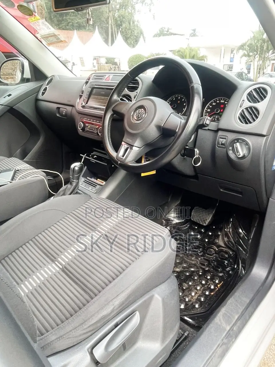 Volkswagen Tiguan 2012 White