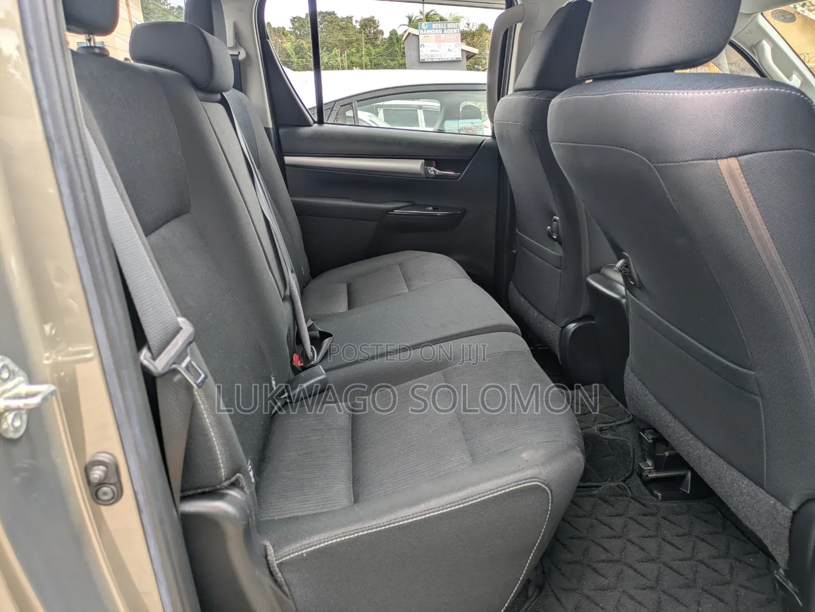 Toyota Hilux 2021 Gray