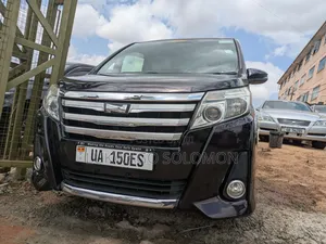 Toyota Noah 2015 Black