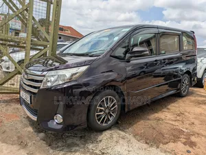 Toyota Noah 2015 Black