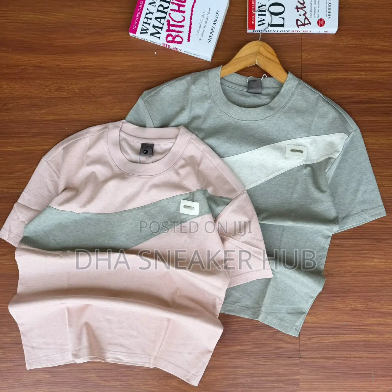 Fashionable Tee That's Easy to Pair With Jeans and Shorts
