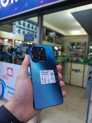 Tecno Spark 20 128 GB Black