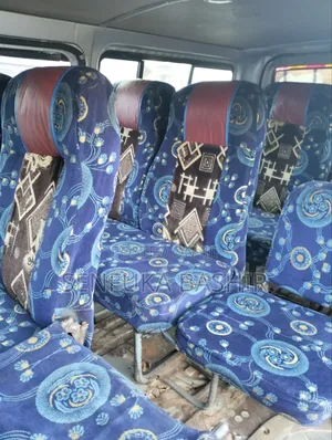 Toyota HiAce 2010 Silver