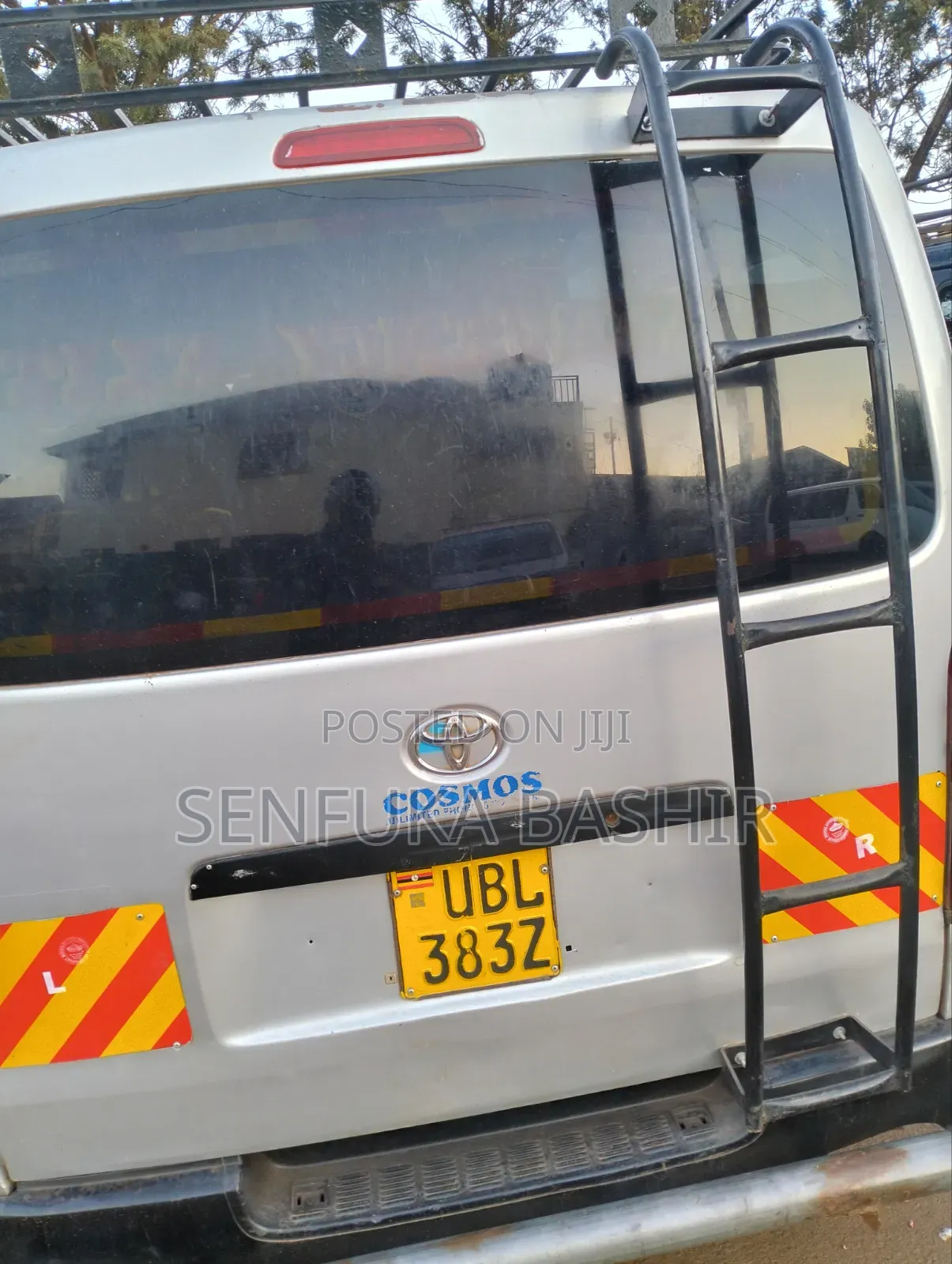 Toyota HiAce 2010 Silver