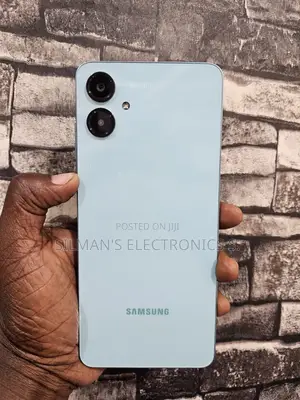 Samsung Galaxy A06 128 GB Green