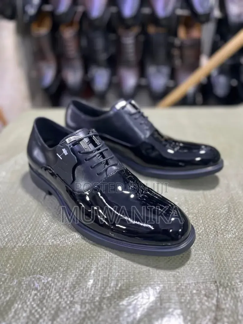 Men's Cap Front Shinny Oxfords -Black