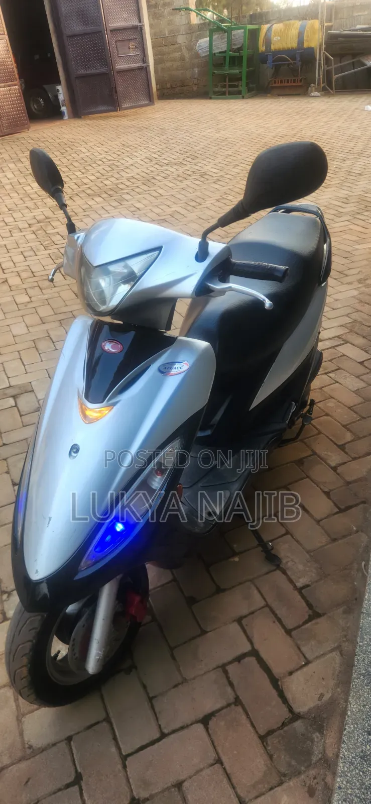 Kymco Xciting 2012 Silver
