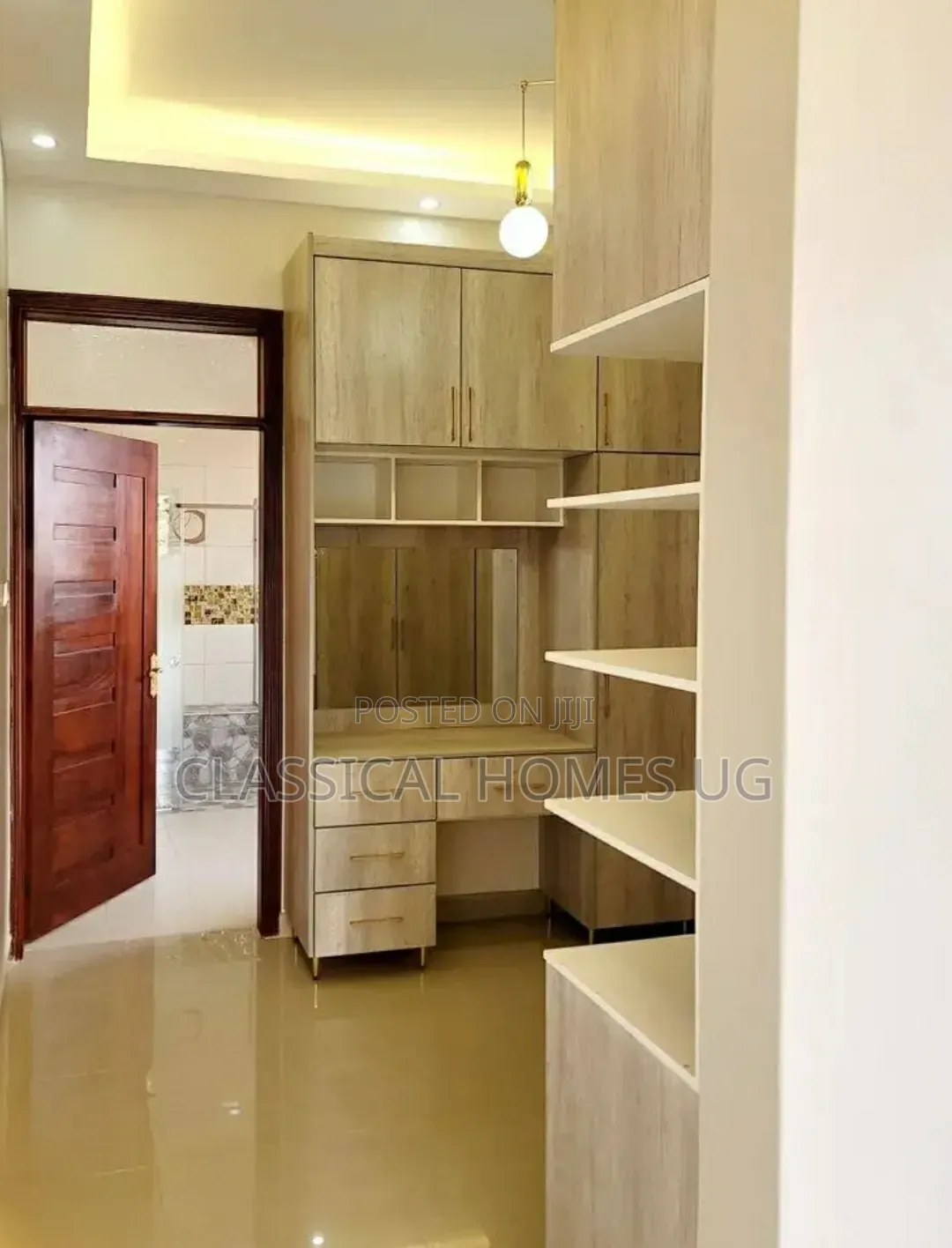 5bdrm Duplex in Kira, Central Division for rent