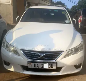 Toyota Mark X 2.5 AWD 2011 White