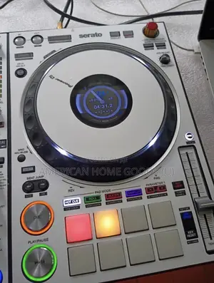 Pioneer DDJ-1000srt 4-Channel Controller for Serato Dj, Serato Lite.