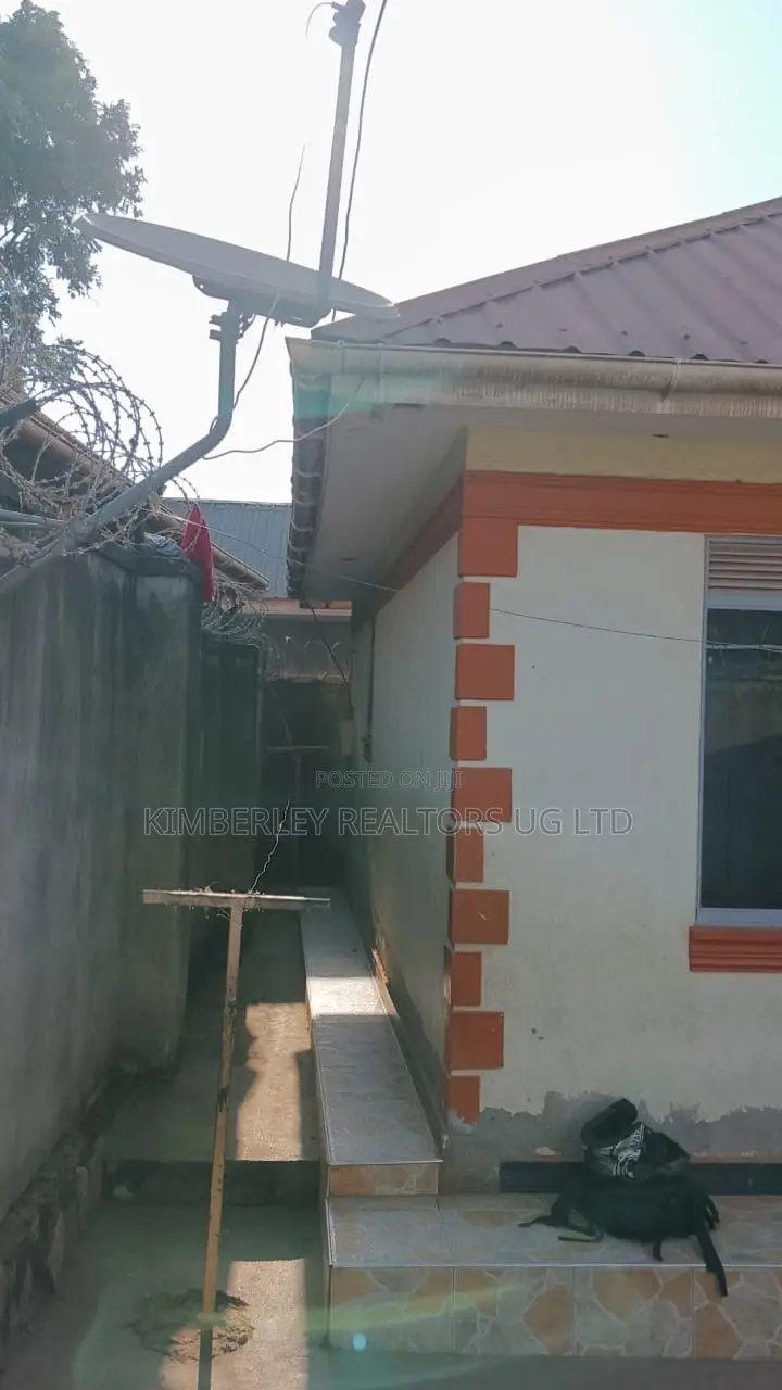 3bdrm House in Nabweru for sale