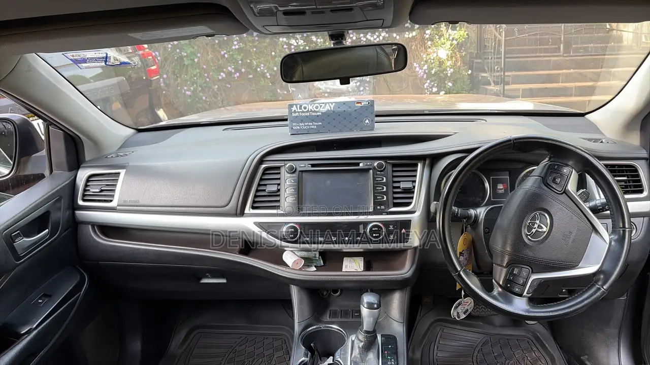 Toyota Kluger 2017 Gray