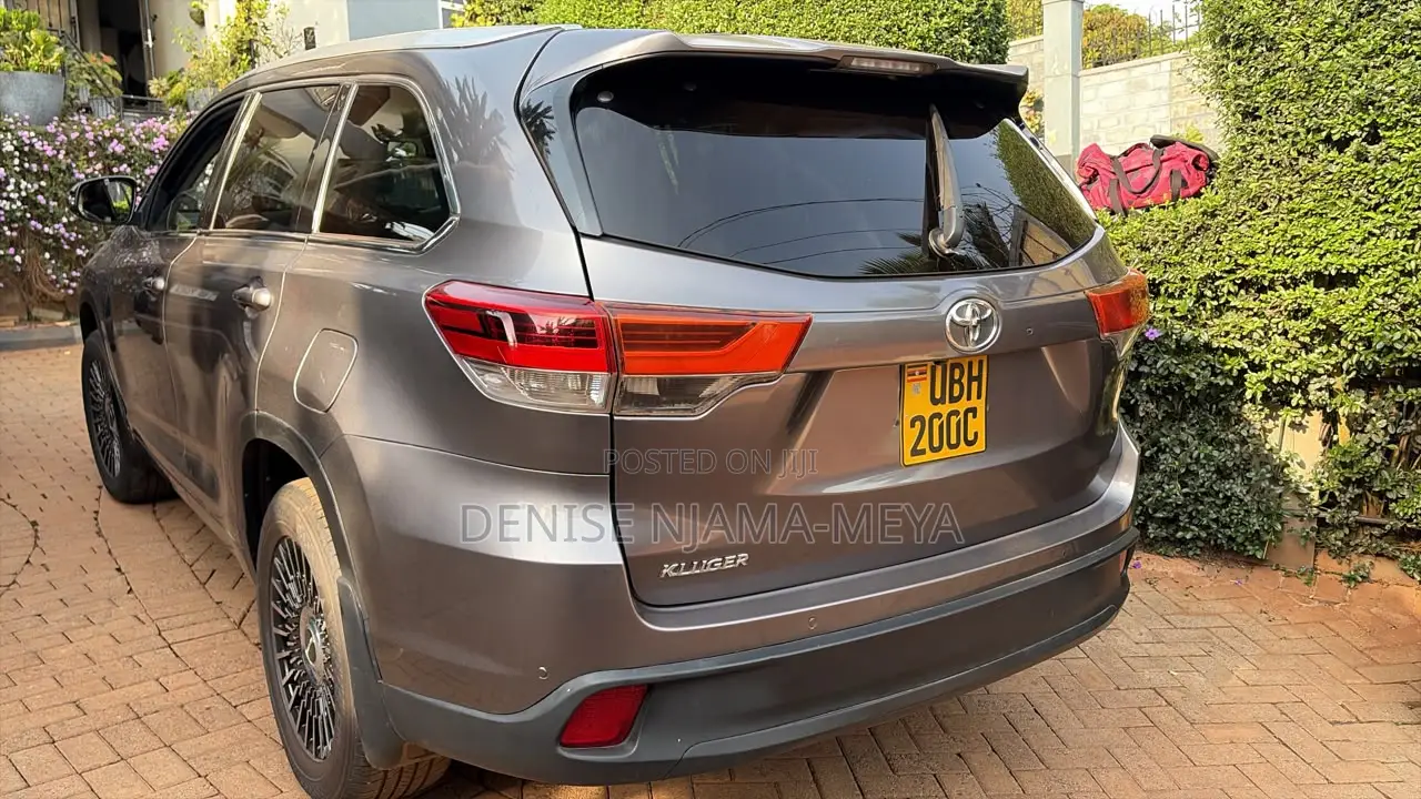 Toyota Kluger 2017 Gray