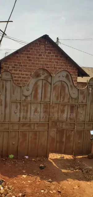 7bdrm Duplex in Nabweru for sale