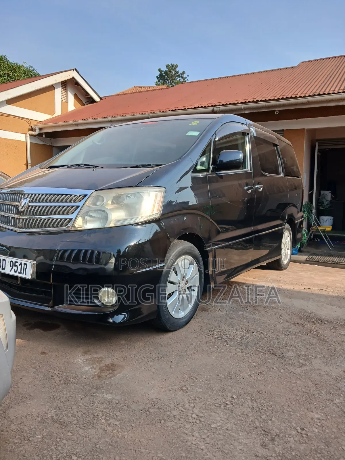Toyota Alphard 2005 Black