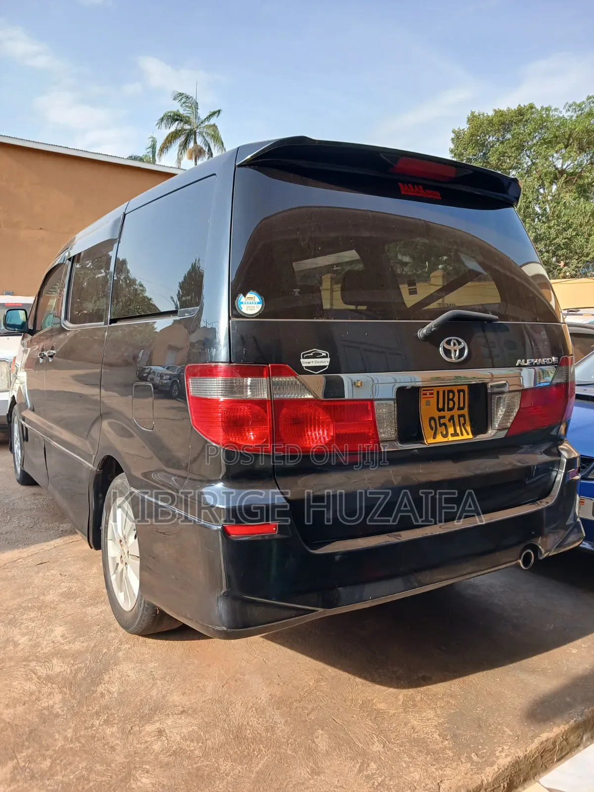 Toyota Alphard 2005 Black