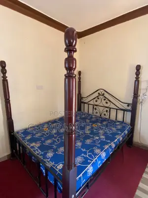 Bed 5x6 (Wood+Metallic Frame)