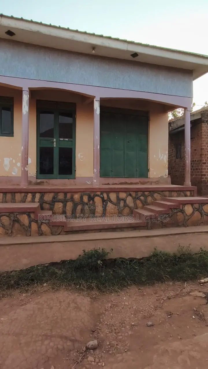 3bdrm House in Nabweru for sale