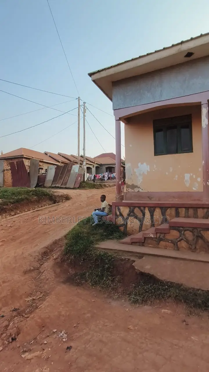 3bdrm House in Nabweru for sale