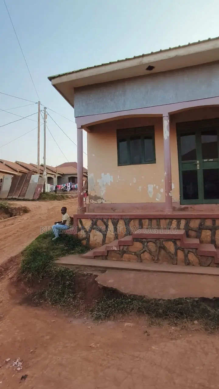 3bdrm House in Nabweru for sale