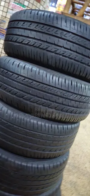 215 50 R17 the Upgrade of Your Car Shud Be Made by Right People Try Us