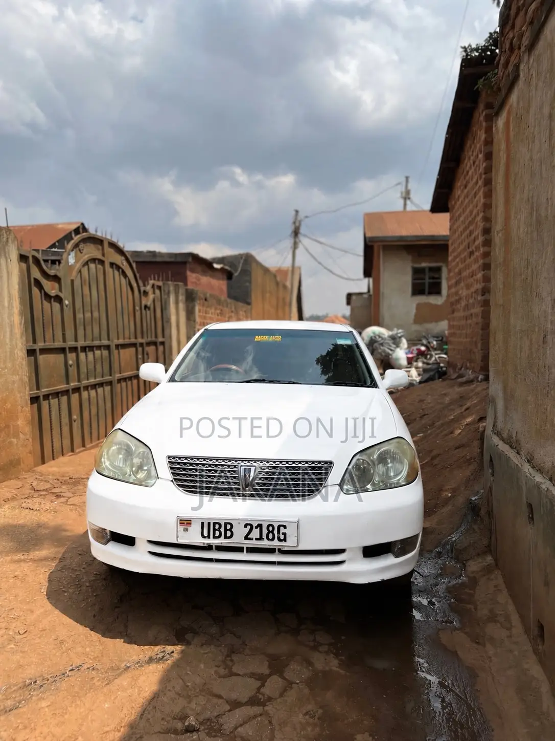 Toyota Mark II 2.0 RWD 2004 White