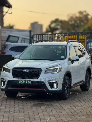 Subaru Forester 2022 White