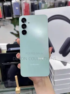 New Samsung Galaxy A16 5G 256 GB Green