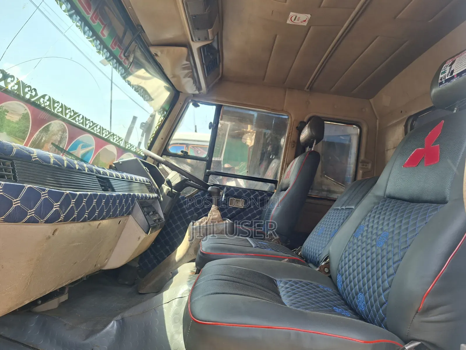 Mitsubishi Fuso Fighter Dumper