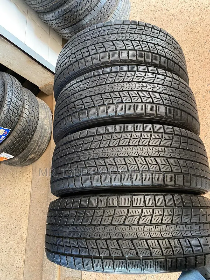 265 60 R18 Dunlop We a the Care Taker of Ur Car Tires Order We Deliver