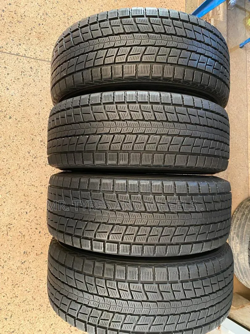 265 60 R18 Dunlop We a the Care Taker of Ur Car Tires Order We Deliver