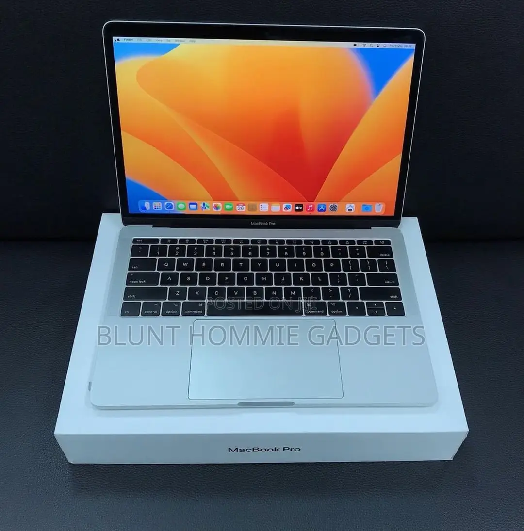 Laptop Apple MacBook Pro 2017 16GB Intel Core i7 SSD 256GB