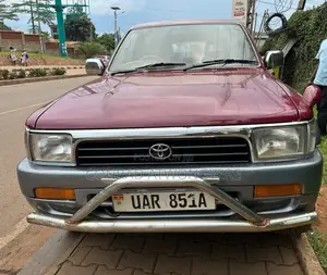 Toyota Hilux Surf 2.4DT 3dr 1989 Red