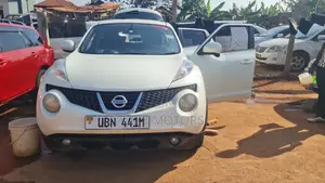 Nissan Juke 2011 White
