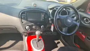 Nissan Juke 2011 White
