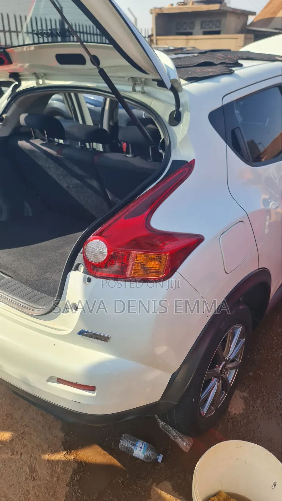 Nissan Juke 2011 White