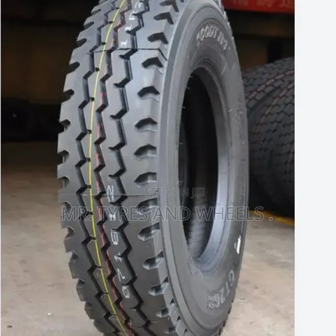 10.00r20 in Kapsin Brand Even This Kind of Tires Are Available Also.