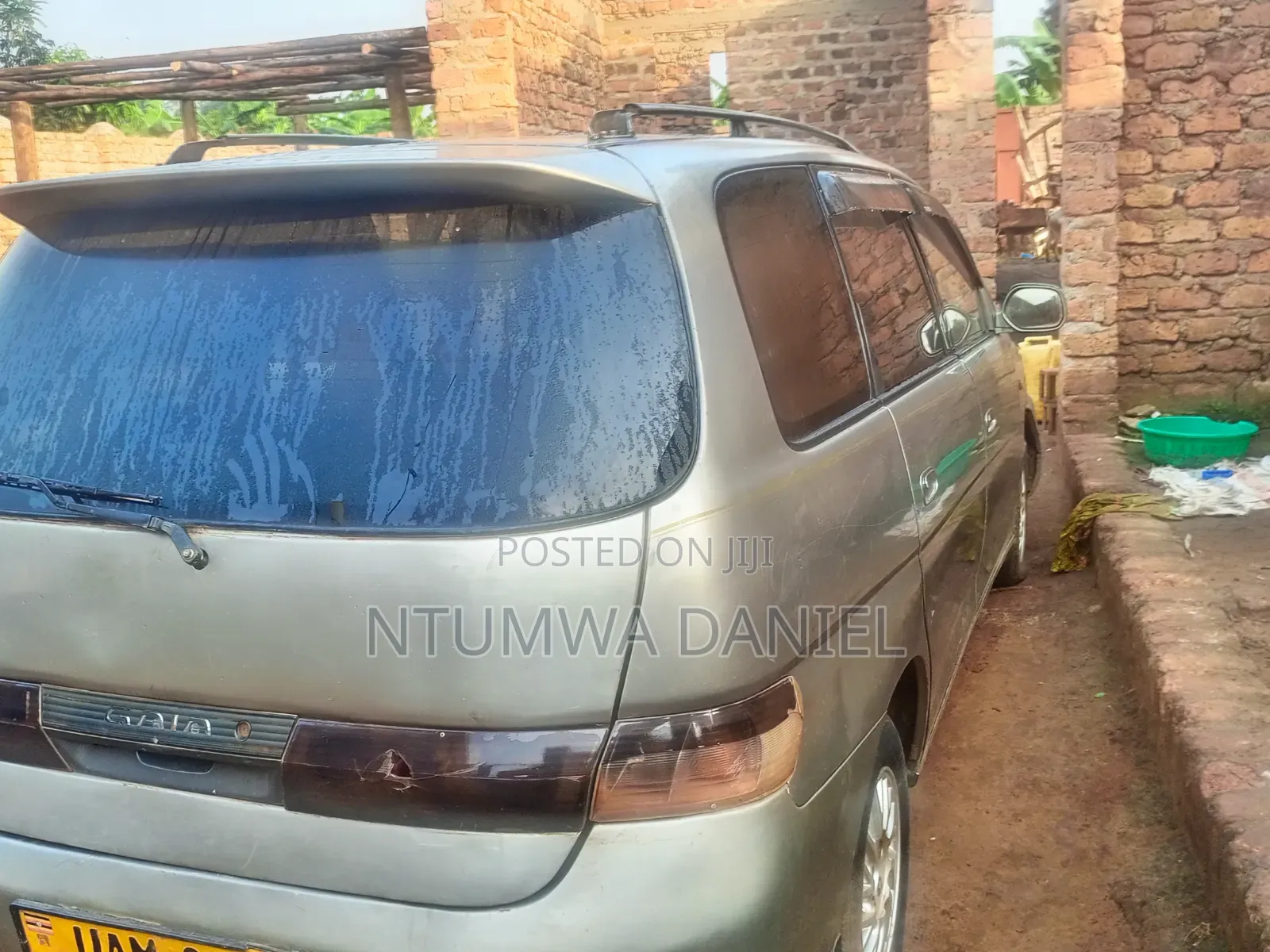 Toyota Gaia 2001 Gray