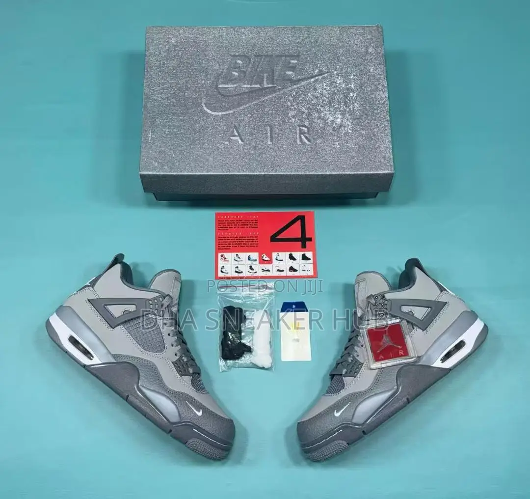 Air Jordan 4 Unisex Sneakers