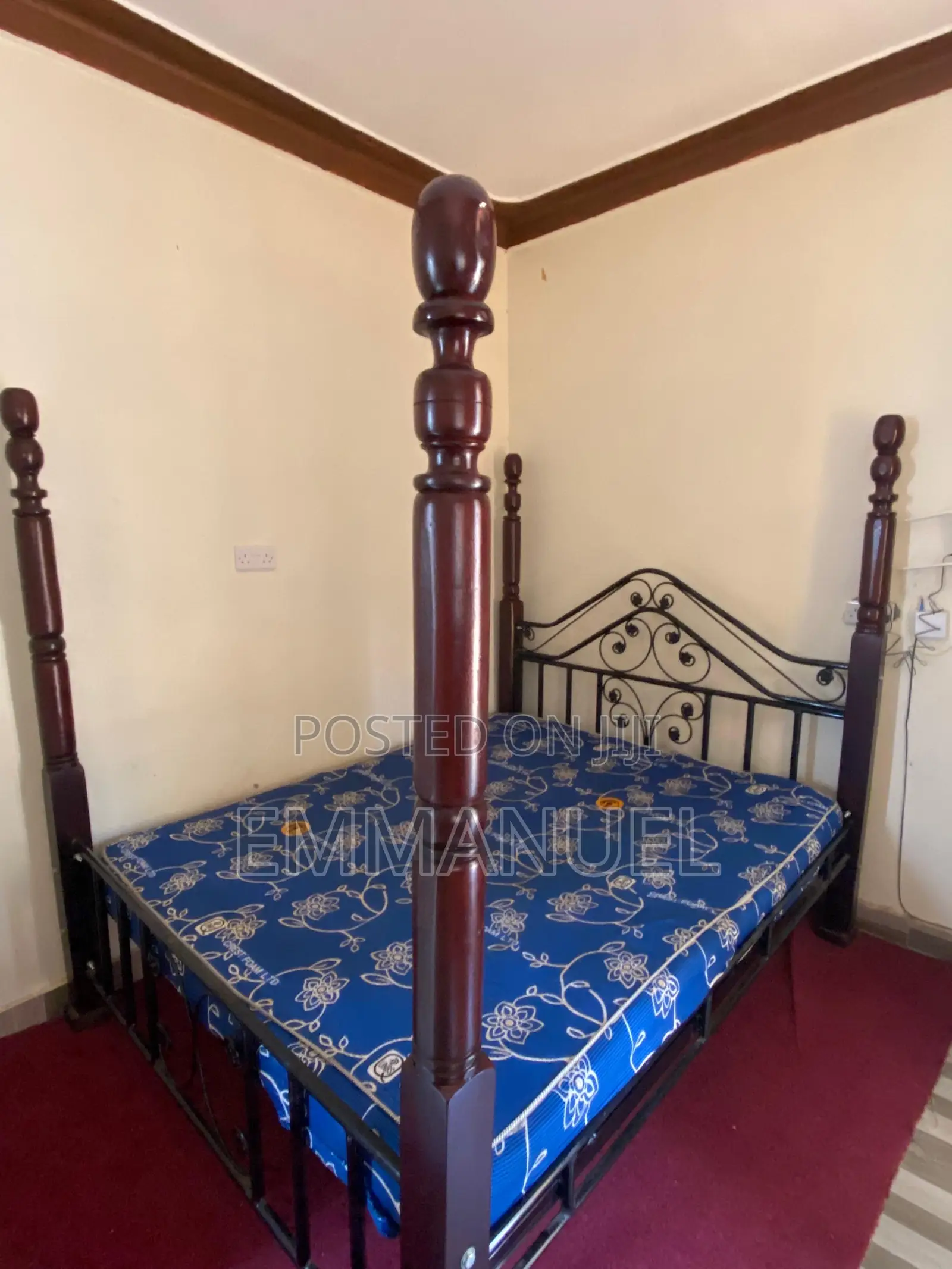 Bed - Mix of Metal and Wood