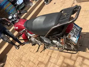 TVS HLX 125 2022 Red